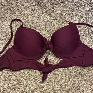 Shade & shore Burgundy Bikini Top with Knotted Detail 32c